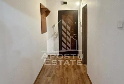 Garsonieră decomandată, mobilată în Fabric - 1