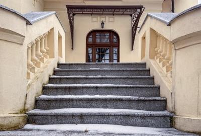 Casă individuală cu 8 camere cu Canalizare în Agapia - 11