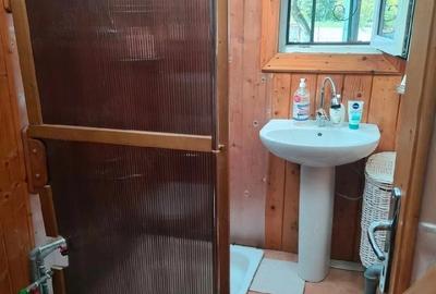 Casă cu Teren 100 Mp în Central - 4