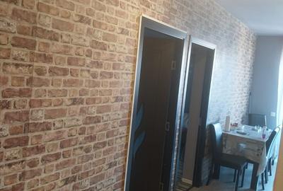 Apartament cu 3 camere semidecomandat, mobilat în Florești - 7