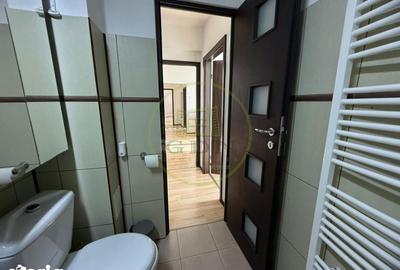 Apartament cu 3 camere semidecomandat în Central - 10