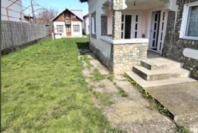 Casă cu Teren 1300 Mp în Bughea de Sus - 1