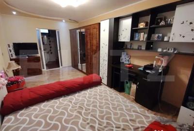 Casă cu 4 camere cu Teren 980 Mp în Craiovița Nouă - 7