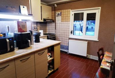 ►Cora Bratianu 3 Camere Decomandate 77m² Mobilat Utilat Izolat Centrala  pe Gaze - 7