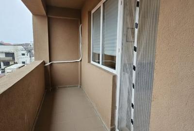 Garsonieră decomandată, mobilată în Central - 9