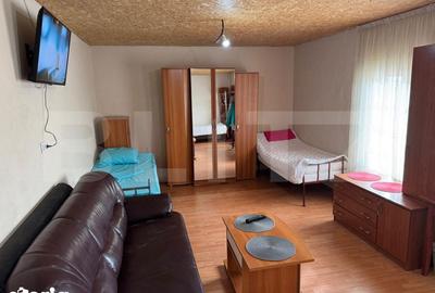 Spațiu comercial, de 700 mp, în Central - 3