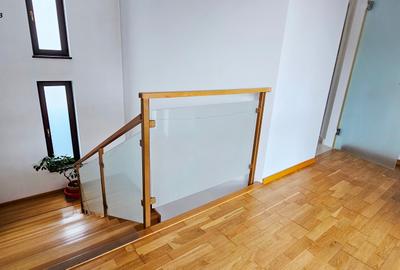 Vila P+E, proiect modern, zona 1 Mai - 9