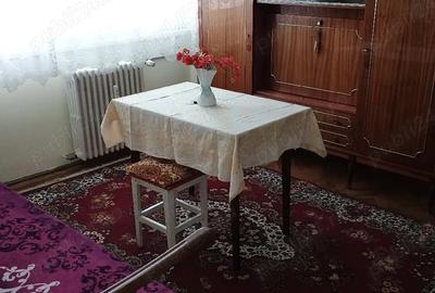 Apartament cu 3 camere semidecomandat în Central - 5