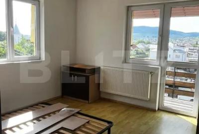 Apartament cu 3 camere semidecomandat în Unirea - 4