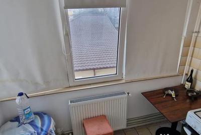 Apartament cu 2 camere decomandat în Poarta 6