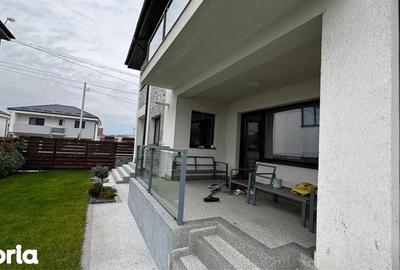 Casă cu 4 camere cu Teren 156 Mp în Est - 2