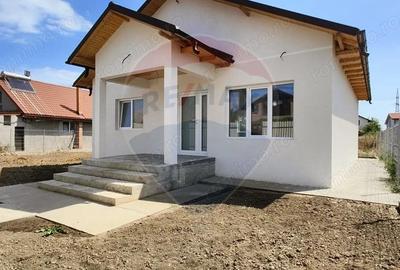 Casa / Vila cu teren 371 mp de vanzare in Cumpana - 11