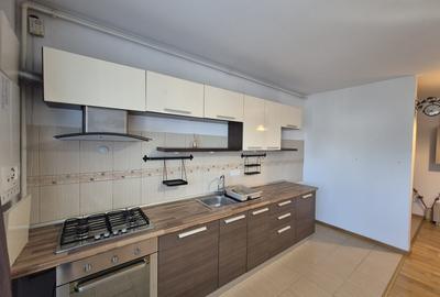 Apartament cu 2 camere semidecomandat în Colentina