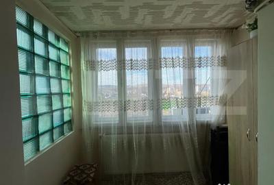Apartament cu 3 camere semidecomandat în Central - 3