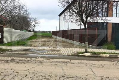 Teren de 19650 mp, în Central - 2