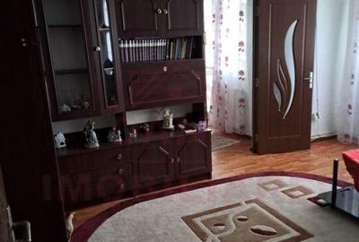 Apartament 2 Camere in Re?i?a Zona Moroasa1
