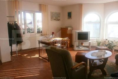 Casă cu 4 camere cu Teren 2000 Mp în Viișoara - 2