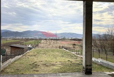 Casă cu 4 camere în Cristeștii Ciceului - 3