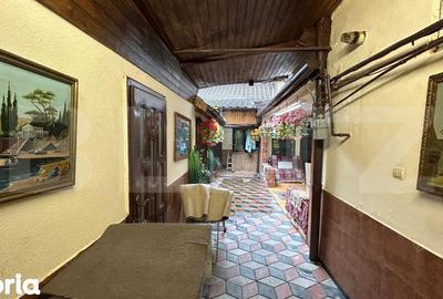 Casă cu 4 camere cu Teren 300 Mp în Central