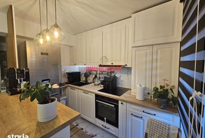 Apartament cu 3 camere semidecomandat, mobilat în Titan - 12