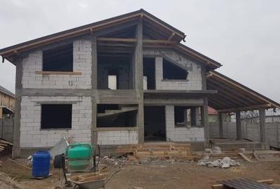 Casă cu 4 camere în Nord