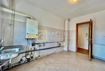 Apartament 3 CD, str. Frasinului, etaj 3, zona Piata Sud Bacau - 13
