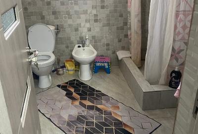 Casă de vânzare - 3