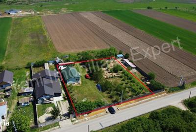 Casă cu 2 camere în Crețu - 11