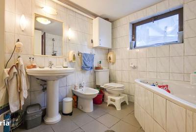 Casă cu 3 camere cu Canalizare în Bucureștii Noi - 4