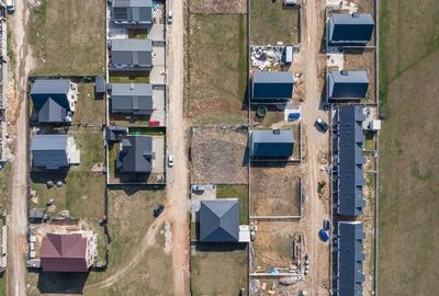 Teren Construcții intravilan de 452 mp, în Sud - 6