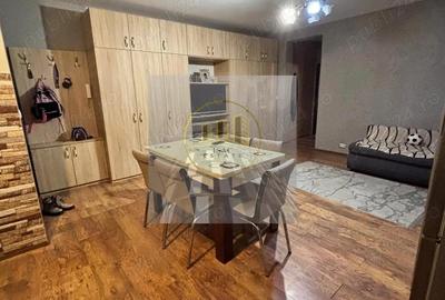 Apartament cu 2 camere semidecomandat în Giroc