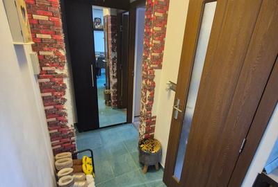 2 Cam-Sagului--5 Min Centru-Mobilat--Aer conditionat-- 42 MP - 74.000 Euro ! - 12