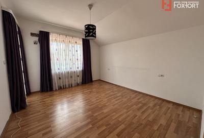 Casă individuală cu 5 camere cu Canalizare în Moșnița Nouă - 18