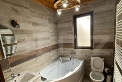 Casa de vanzare in Colibi?a, aproape de lac - 2