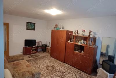 Particular ap et. 1 din 4 decomandat 2 cam. 52.7mp cartier Astra Alexandru cel Bun - 7