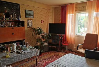 Apartament cu 4 camere semidecomandat, mobilat în Central - 5