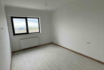 Apartament cu 3 camere decomandat în Energia - 3