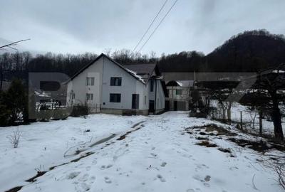 Casă cu 4 camere în După Deal - 3