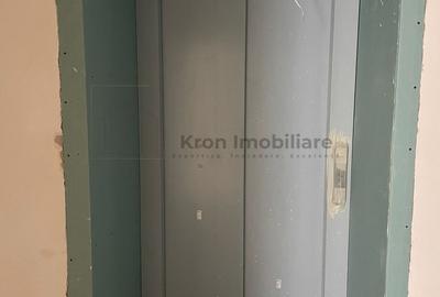 Apartament cu 2 camere decomandat în Tractorul - 11