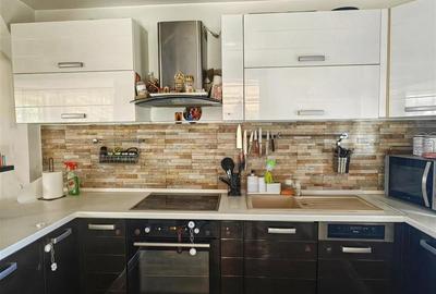 Vila  individuala 6 camere mobilata si utilata amplasare foarte buna - 8