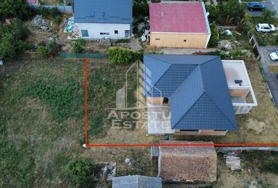 Casa individuala cu 4 camere si teren de 670 mp, Parta,  comision 0 - 3
