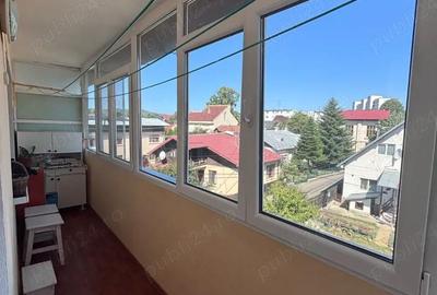 Apartament cu 3 camere decomandat în Central - 2