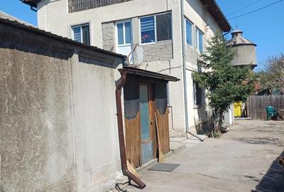 Casă cu Teren 600 Mp în Sărulești - 1