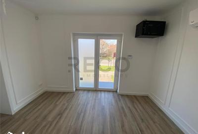 Spațiu comercial, de 79 mp, în Central - 6