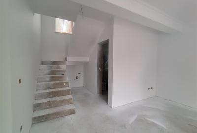 Casă individuală cu 4 camere cu Canalizare în Lisaura - 3