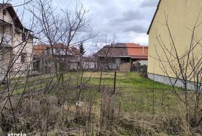 Teren de 330 mp, în Central - 4