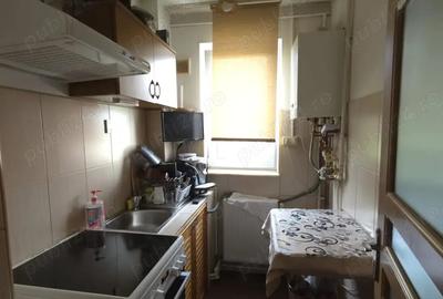 Apartament 2 camere - Trivale, complex 2, langa scoala Mircea cel Batran - 52000 (negociabil) - 1