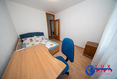 Apartament cu 3 camere decomandat în E3 - 6