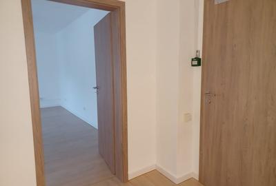 Spatiu birou central, versatil - 6