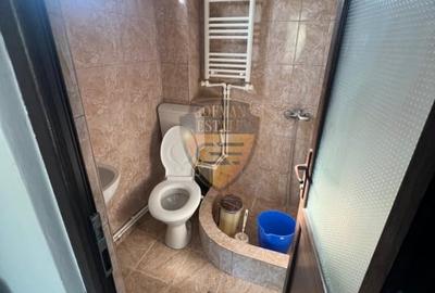 Casă individuală cu 11 camere cu Canalizare în Faleza Nord - 6